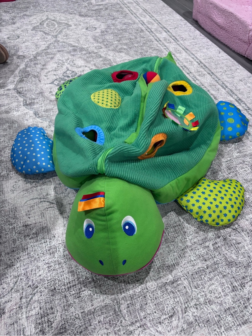 Melissa & Doug Ball Pit Turtle with Balls - Picture 4 of 7